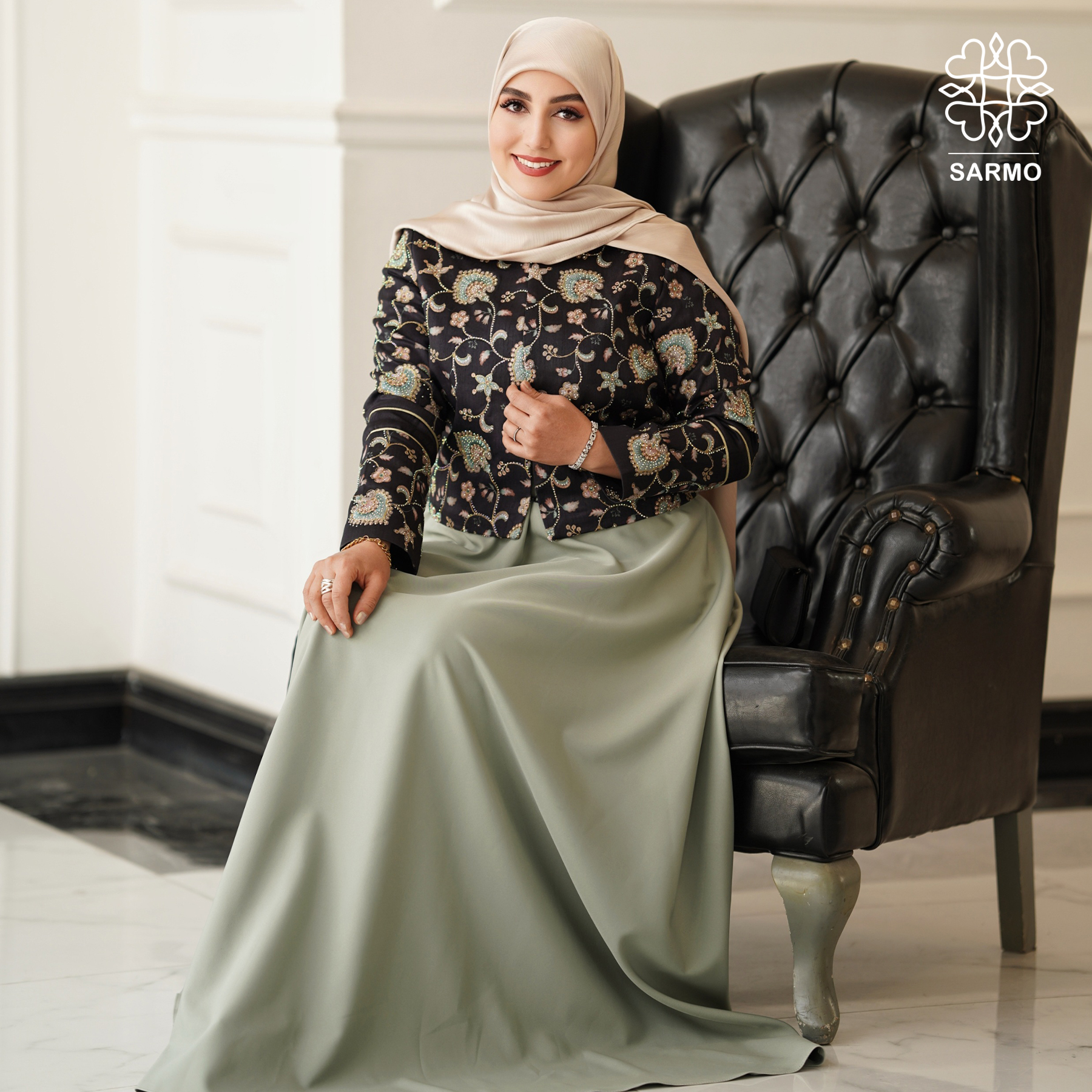 ث کت و سارافون زرین - Image 1