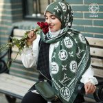 روسری ابریشم کجراه لوورا