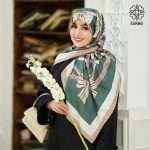 روسری ابریشم کجراه پاپیون