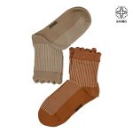 جوراب لبه چین دار راه راه زنانه