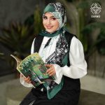 روسری ابریشم کجراه بنا