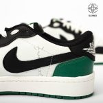 کفش کتونی زنانه جردن ۱ تراویس اسکات فرگمنت پاین گرین - Image 5