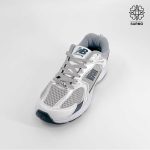 کفش کتونی زنانه نیوبالانس 530 طوسی سورمه‌ای - Image 2