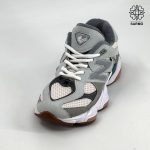 کفش کتونی زنانه نیوبالانس 9060 سفید طوسی - Image 2