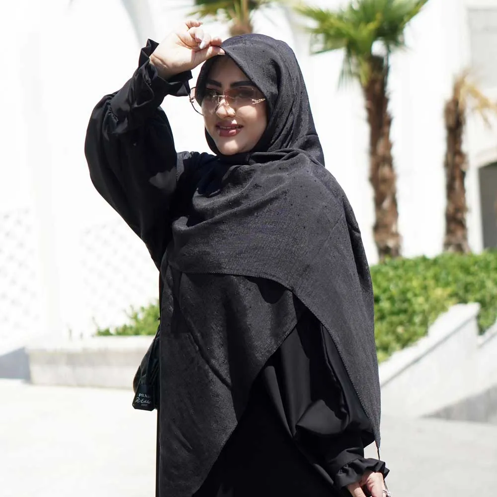 روسری-وال-اسلپ-نگین-دار-مشکی-7150 روسری وال اسلپ نگین دار مشکی - Image 1