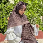 روسری ژاکارد لمه شاین شاینیکا طرح Louis Vuitton - Image 8
