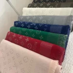 روسری کشمیر لمه لوما طرح Louis Vuitton - Image 12