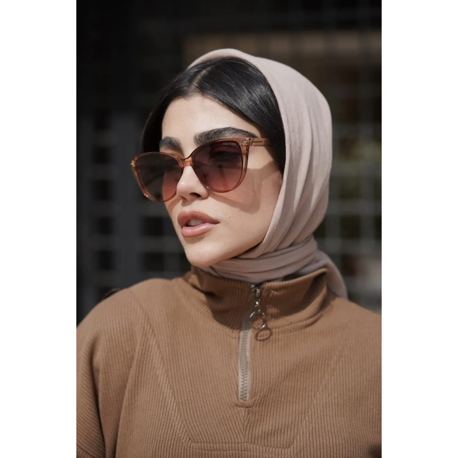 عینک-زنانه-تامفورد-۸۷۰۱۱-337 عینک زنانه تامفورد ۸۷۰۱۱ - Image 1