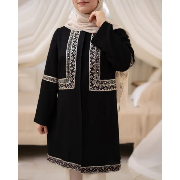 مانتو کوتاه با نوار گلدوزی استایل z87 - تصویر 2
