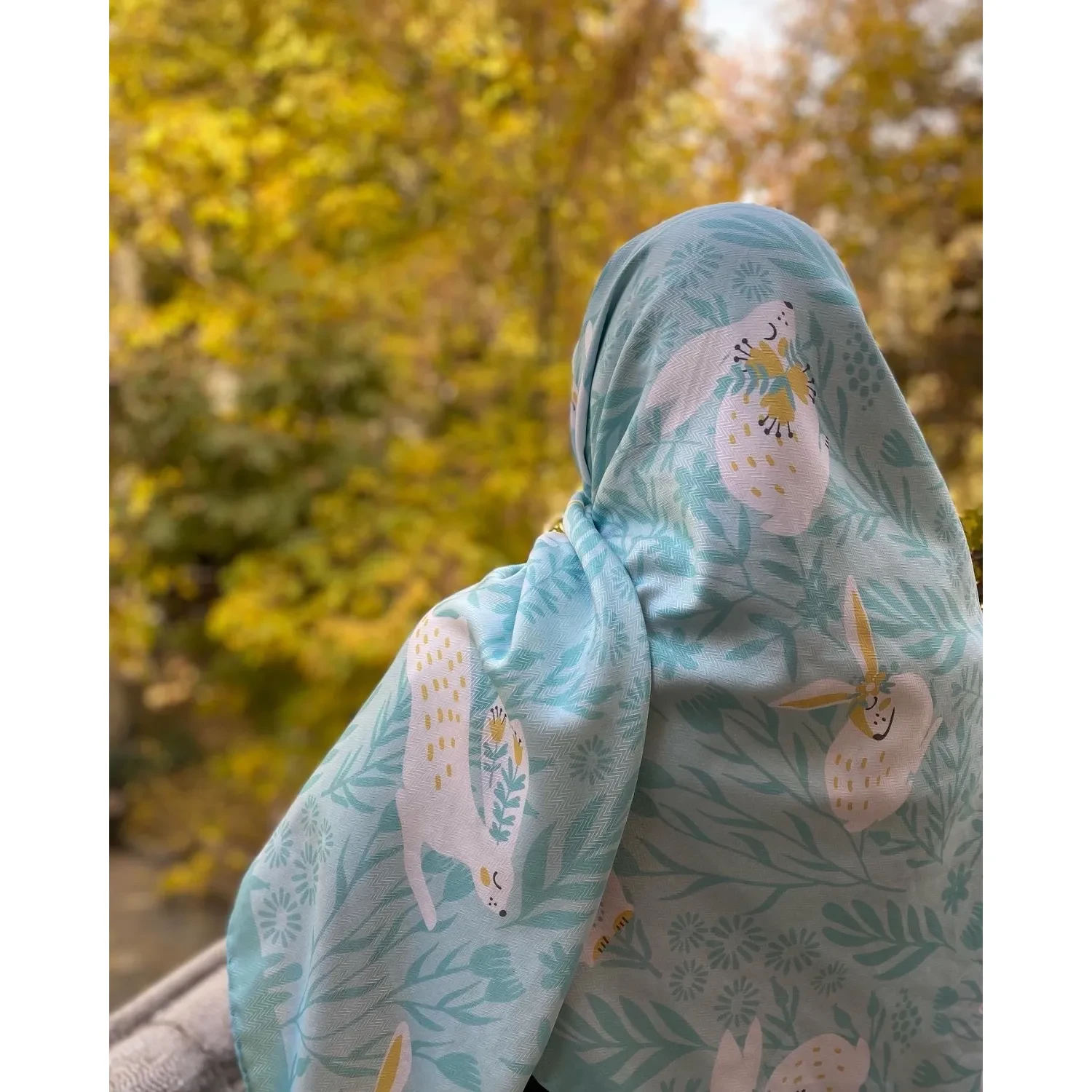روسری-نخ-گارزا-خرگوشک-آبی-624 روسری نخ گارزا خرگوشک آبی - تصویر 1