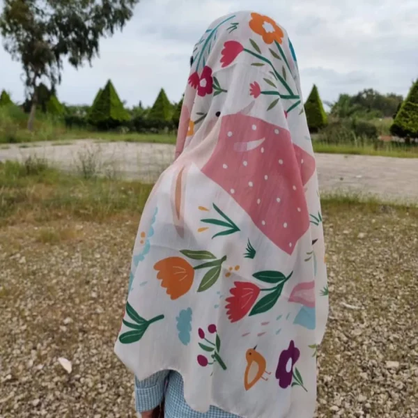 روسری نخی قواره متوسط (قواره 110) صبح مزرعه - تصویر 4