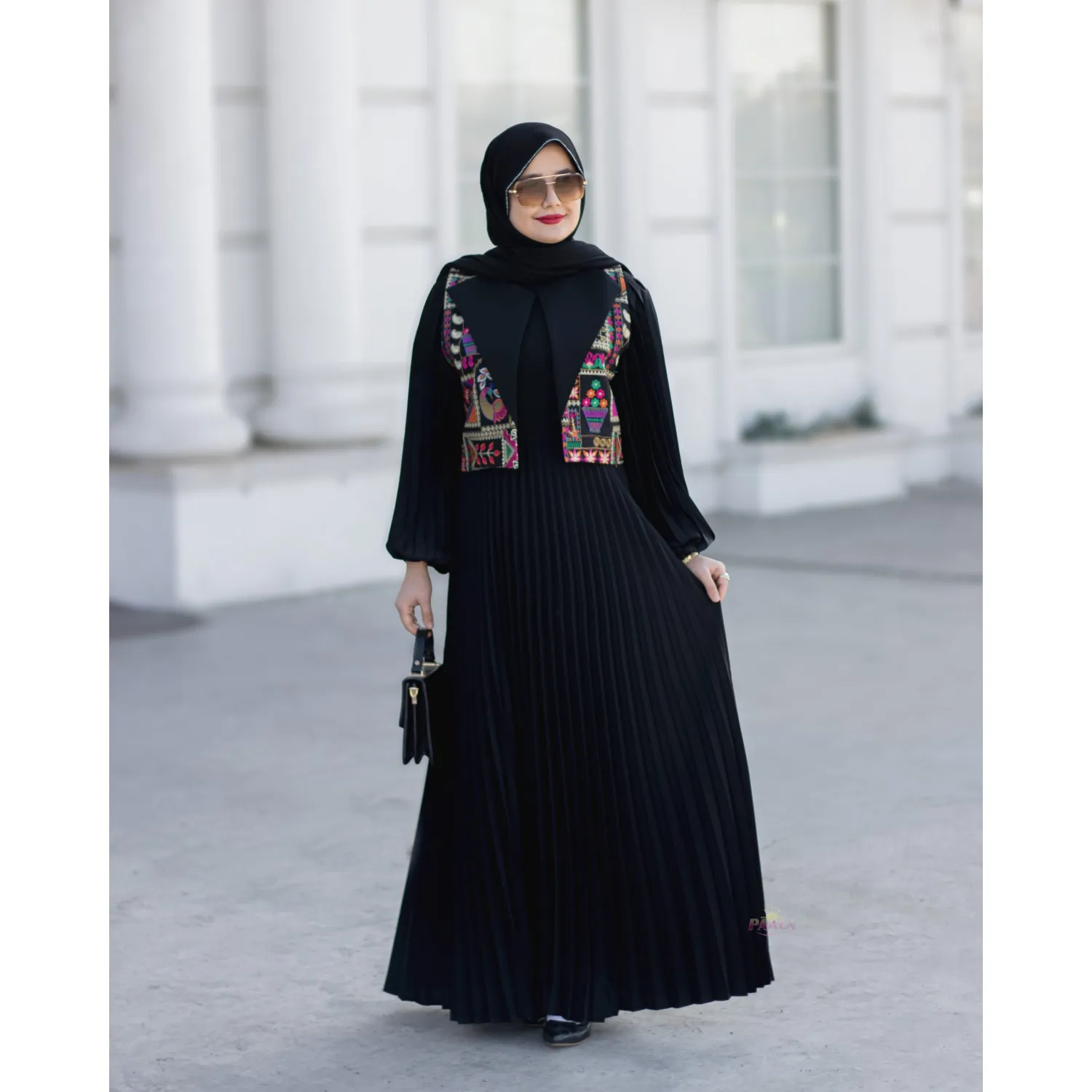 ست-پیراهن-و-جلیقه-گلبرگ-مشکی-691-4 ست پیراهن و جلیقه گلبرگ مشکی - Image 1