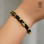 دستبند چرمی مشکی نگین طلایی کد 509428066-58 - Image 3