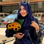 شال کلاه دار ضربدری سرمه ای - تصویر 3